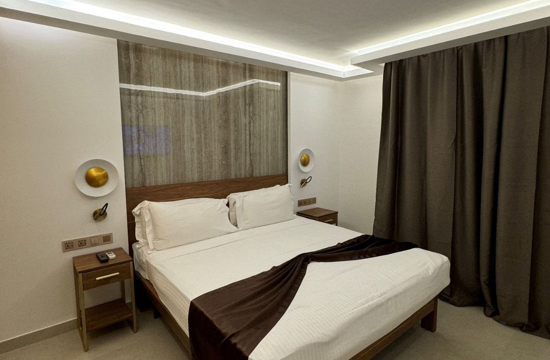 Coral Strand Smart Choice Hotel room